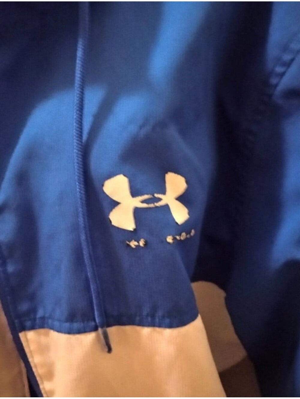 Under Armour Jacket - Picture 2 of 4